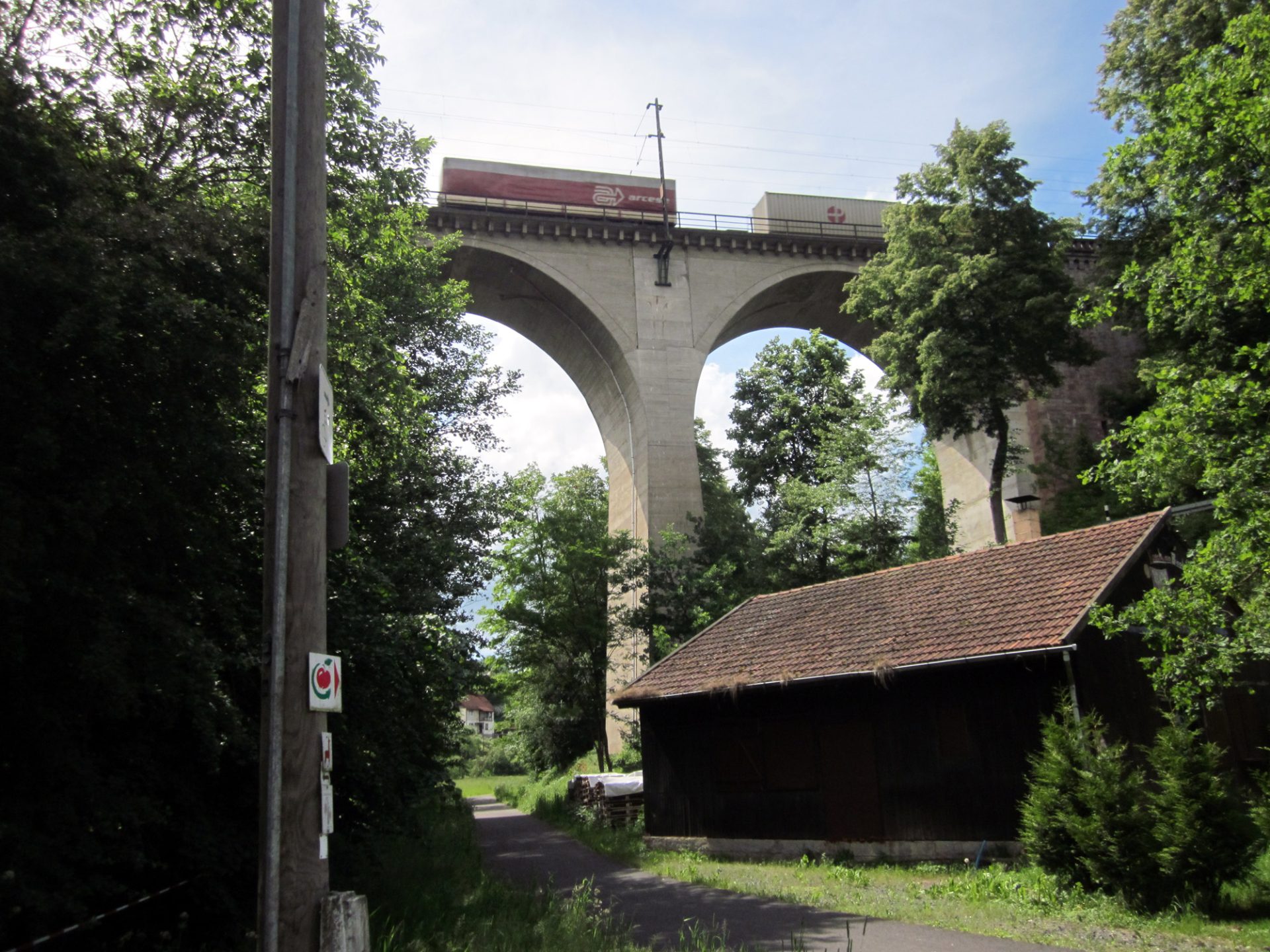 Eisenbahnviadukt über das Jossatal bei Jossa